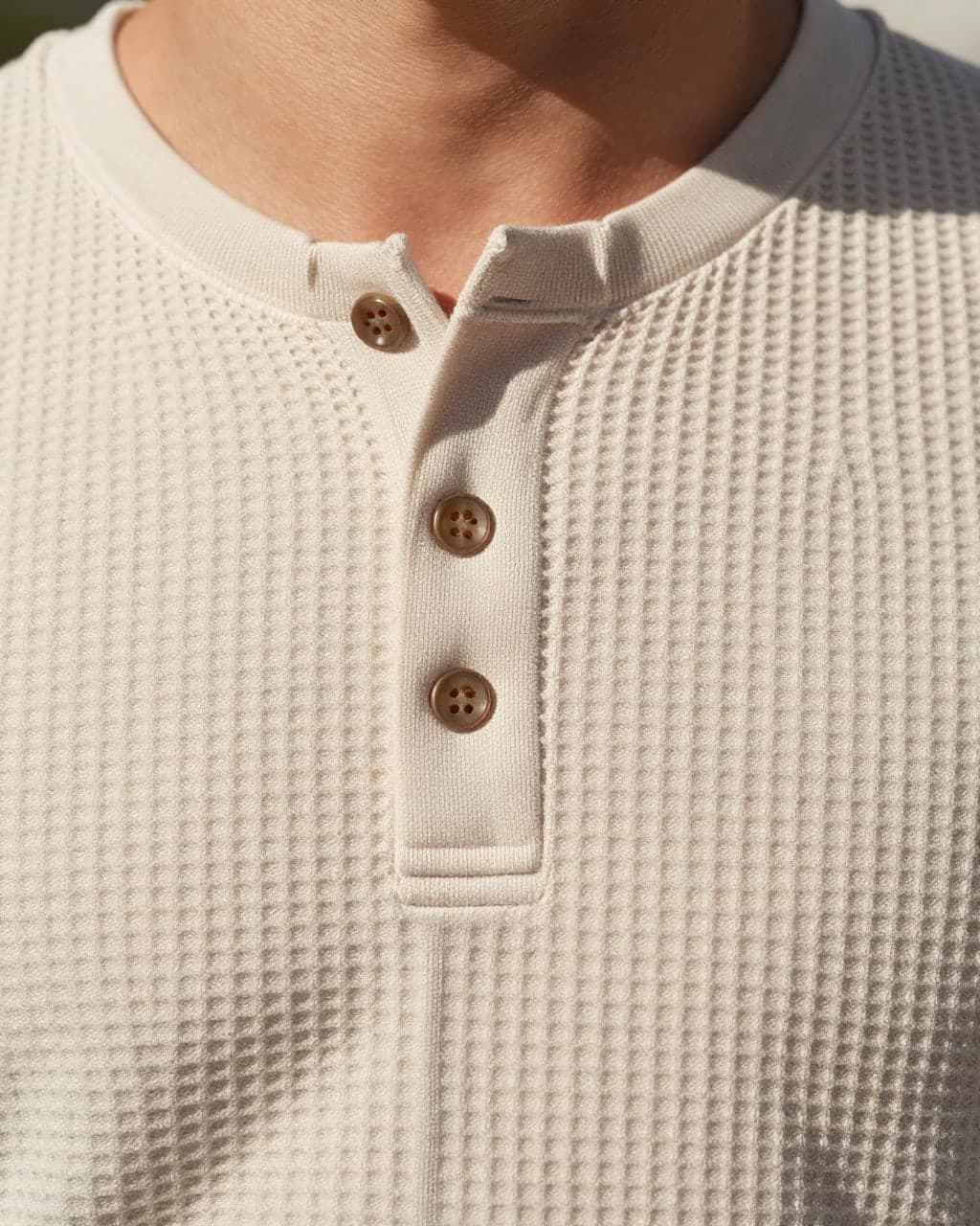 Petek Dokulu Henley — detay