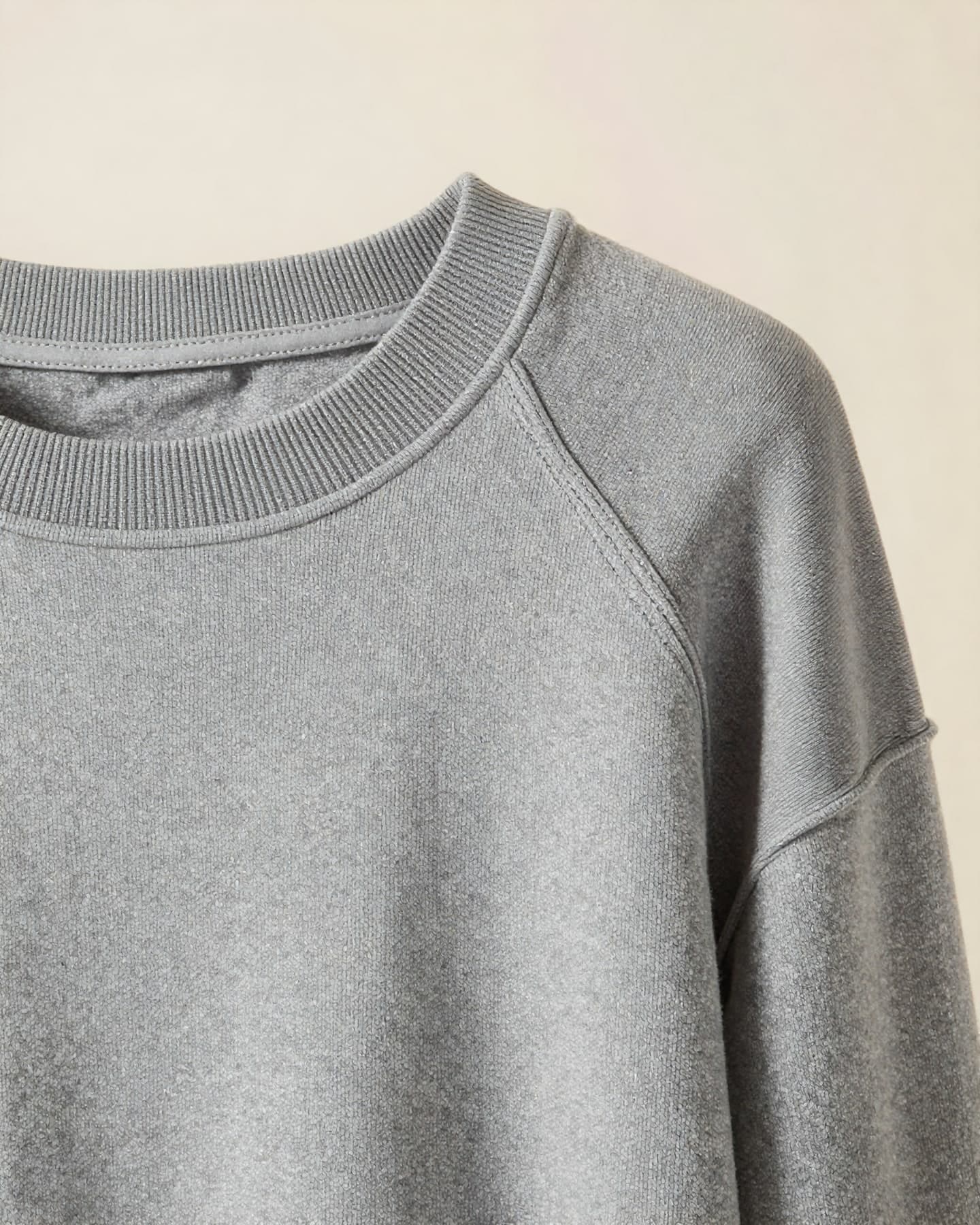 Women's Crewneck Sweatshirt — detail